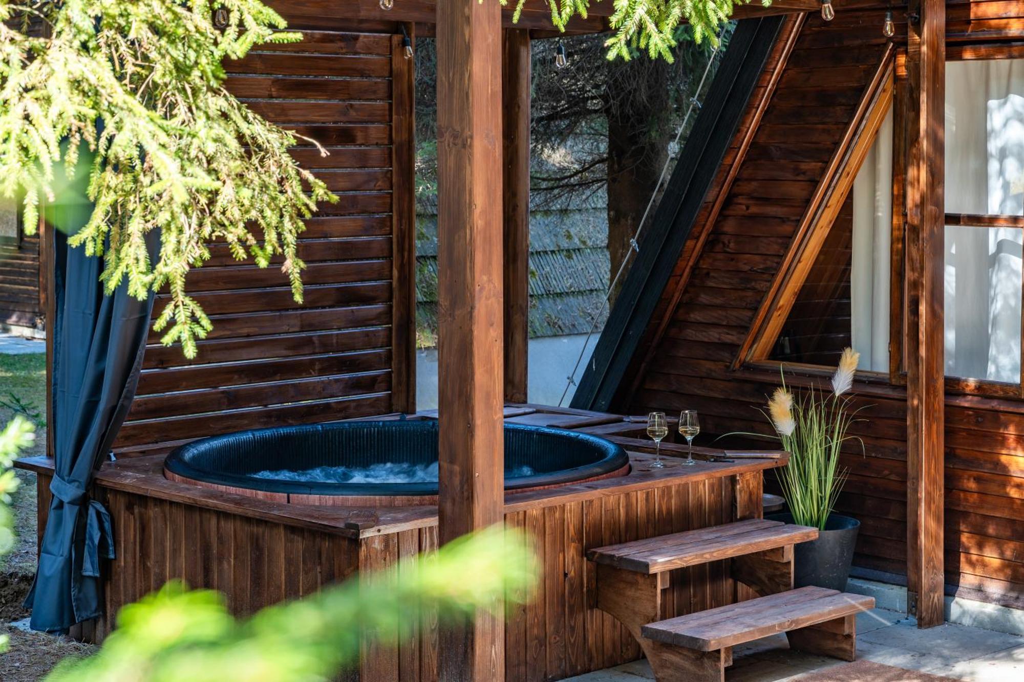 Chaleter Lesna Sielanka Z Jacuzzi W Lesie Pod Gora Szczebel Relax I Sport *